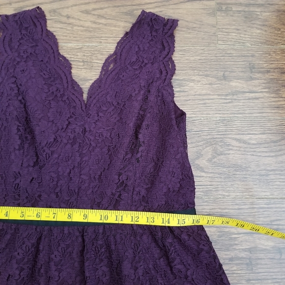 Anne Taylor Lace Dress - Picture 9 of 10